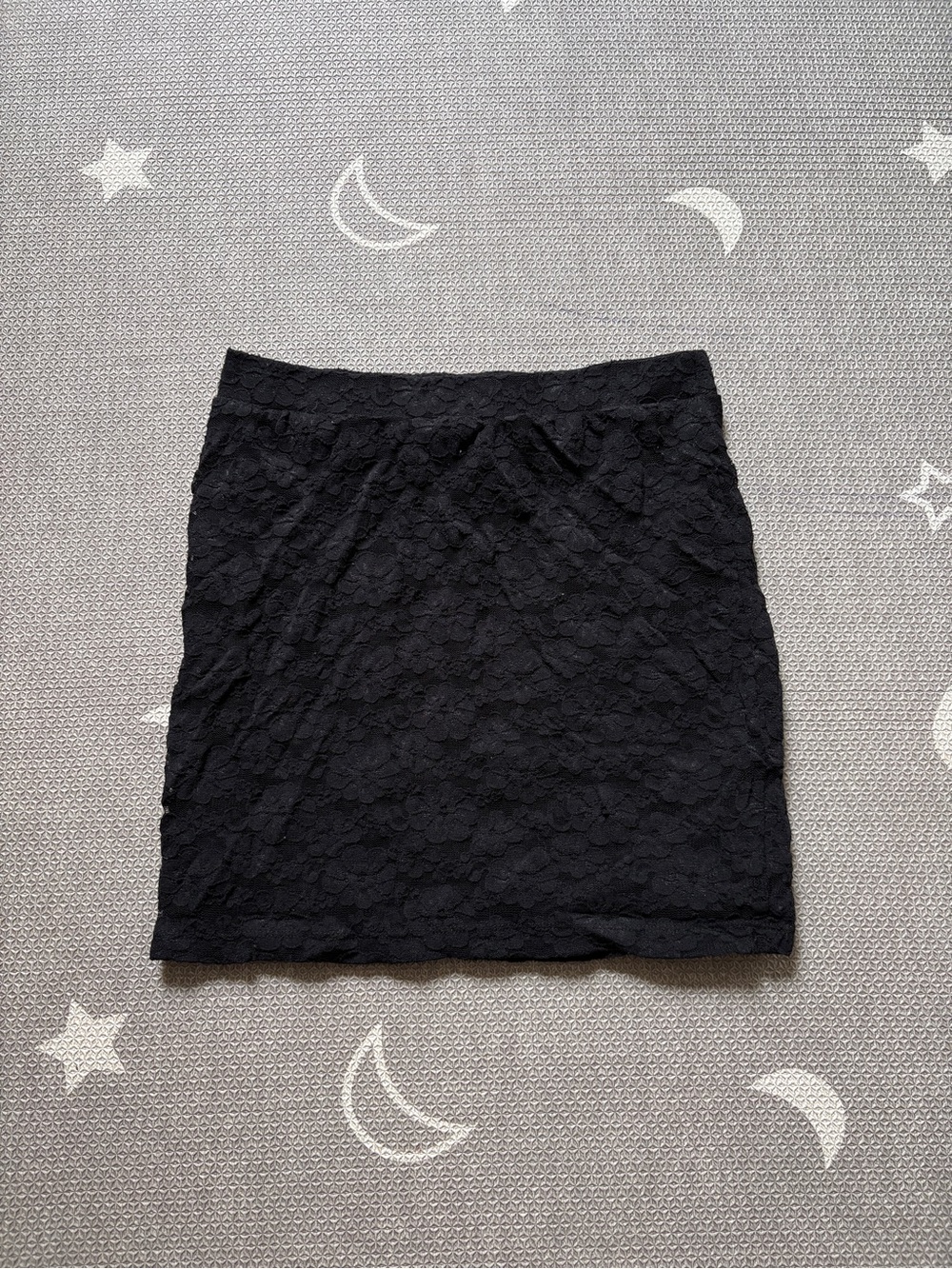 Forever 21 Black Lace Mini Skirt